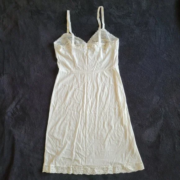 Vintage slip dress size small - Picture 4 of 4